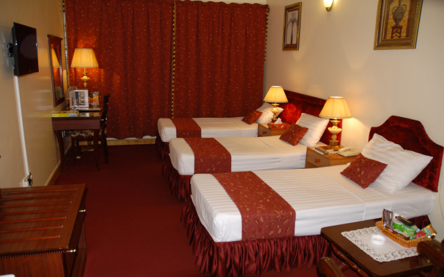 Kings Square Hotel