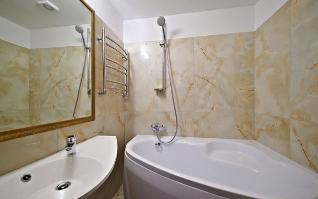 Gostinyiy Dom Na Storojevskoy Apartment