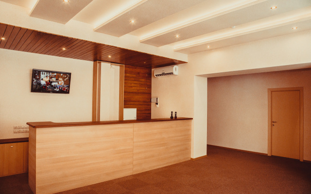 Paluba Mini-Hotel