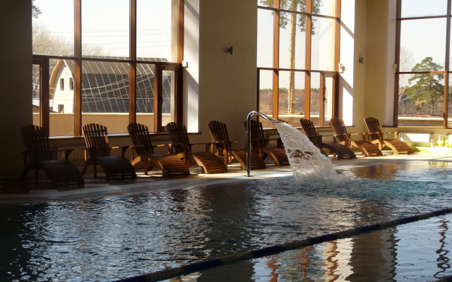 Загородный гостиничный комплекс Серебряный бор