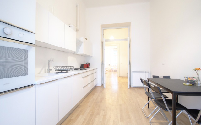 Manesova Apartment