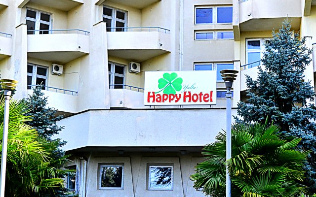 Happy Hotel