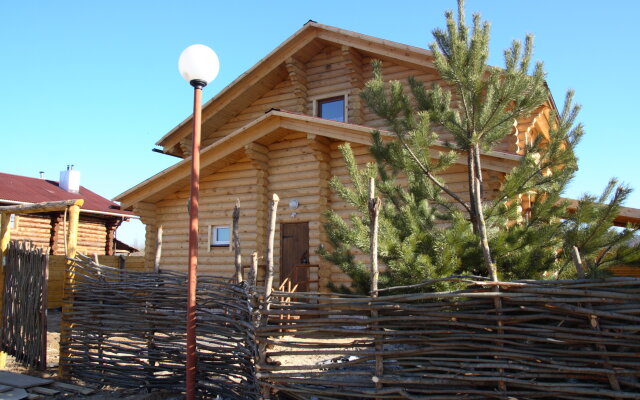 Susanin Park Hotel