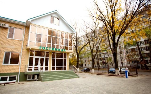 Dobrye Traditsii Hotel