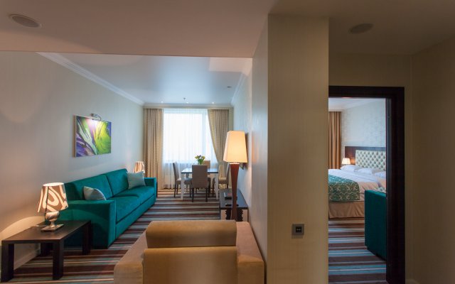 Отель Ramada by Wyndham Kazan City Centre