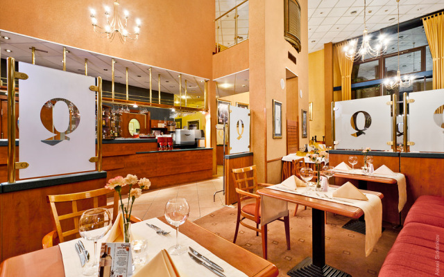 Qubus Zielona Gora Hotel