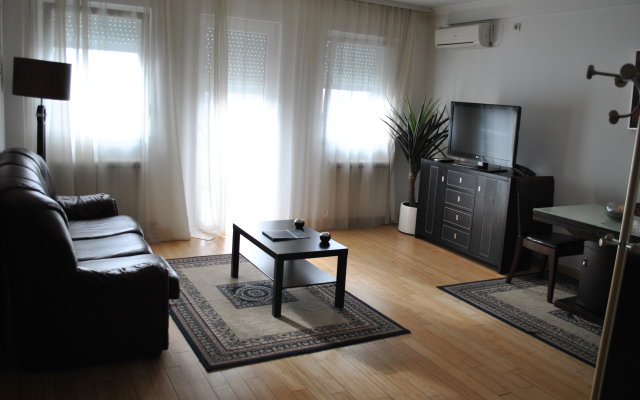 Residence Apartments