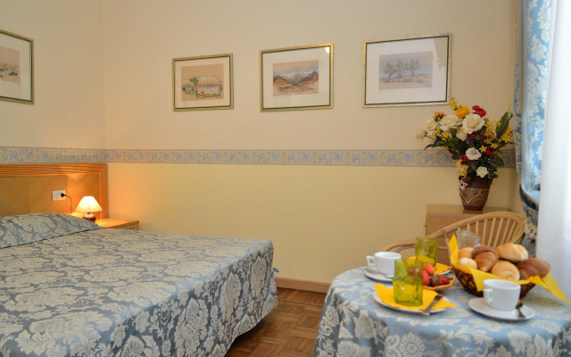 Villa Angelica Guesthouse