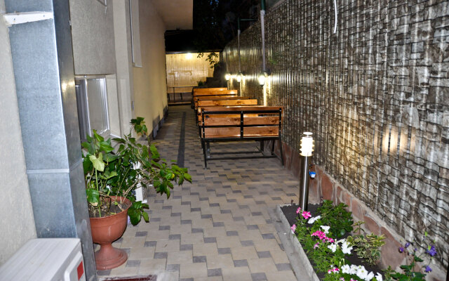 SunShine Guest House
