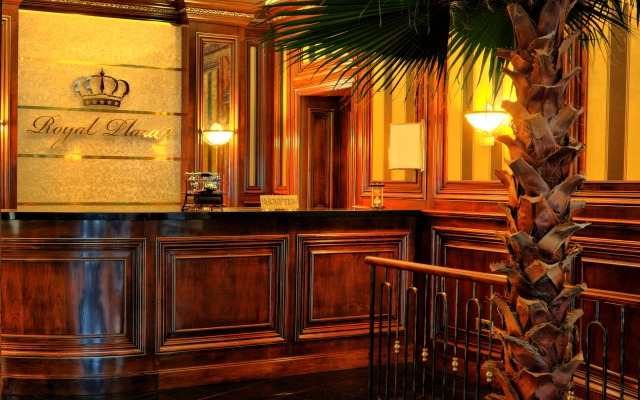 Royal Plaza Hotel