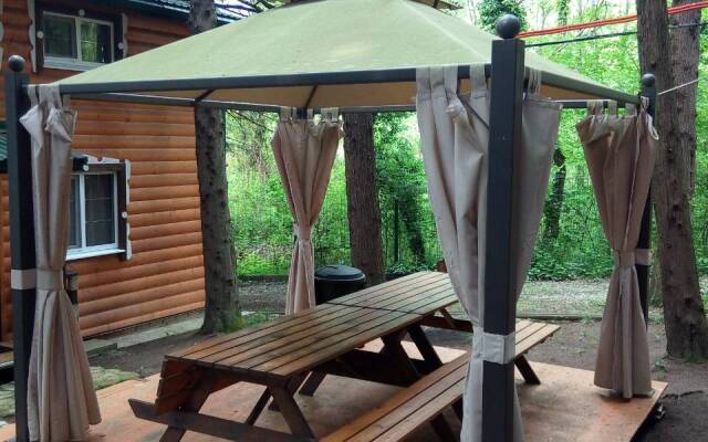 Kiparisovaya Usadba Hotel