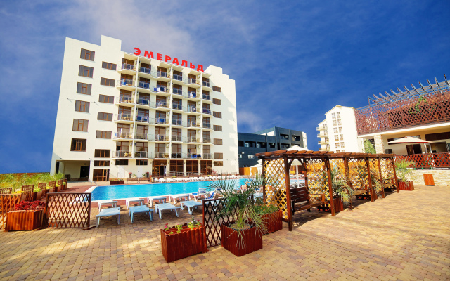 Emerald Hotel