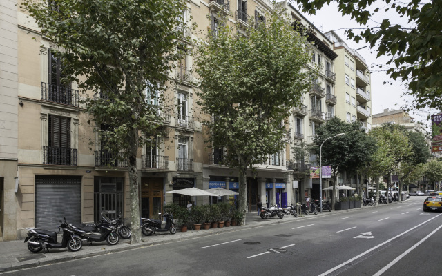 Апартаменты Home Around Exclusive