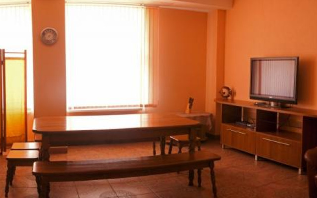 Tranzit Hotel