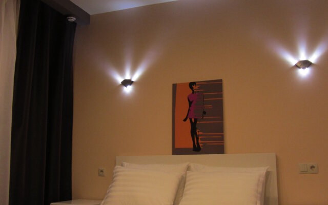 Duet Hotel