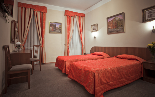 Kholstomer Hotel