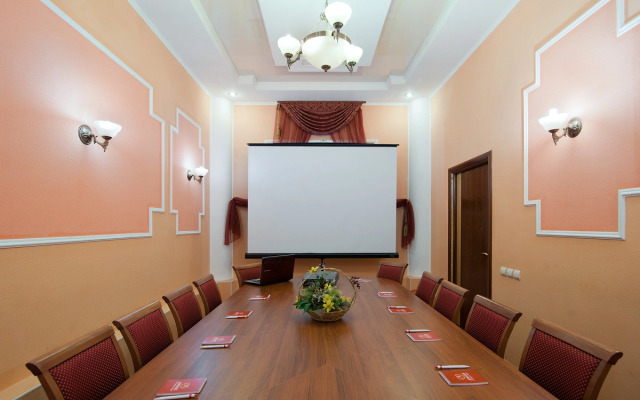 Отель Амакс