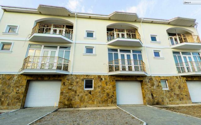 Apartments Argo