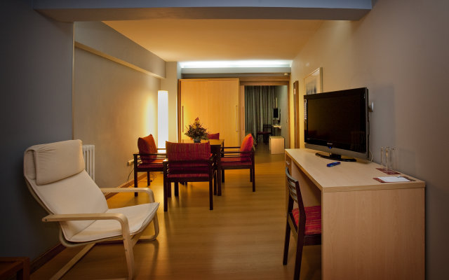 Отель City House Alisas Santander