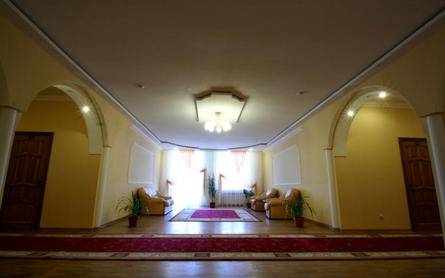 Roshcha Nevest Hotel