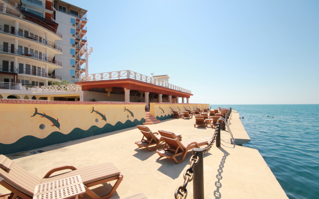 Yakht Klub Mini Hotel	