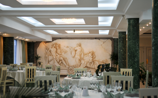 Gostinichnyj kompleks Stavropol Park Otel Hotel