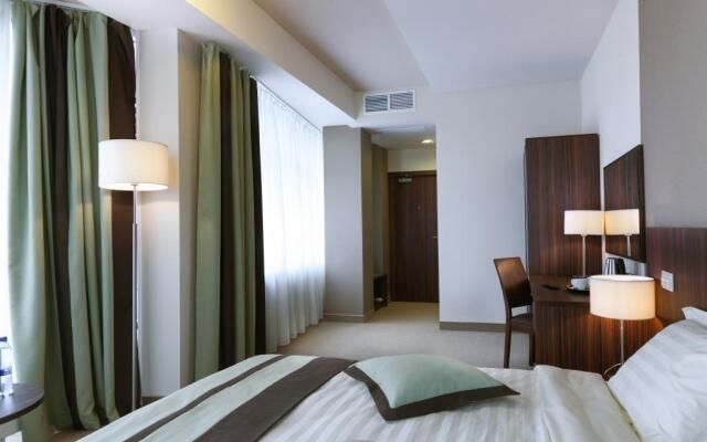 Best Western Russkiy Manchester Hotel