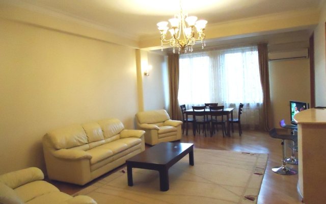 Verahause Apartment In Tbilisi