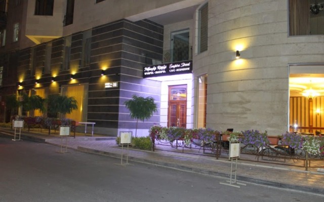 Diamond Hotel