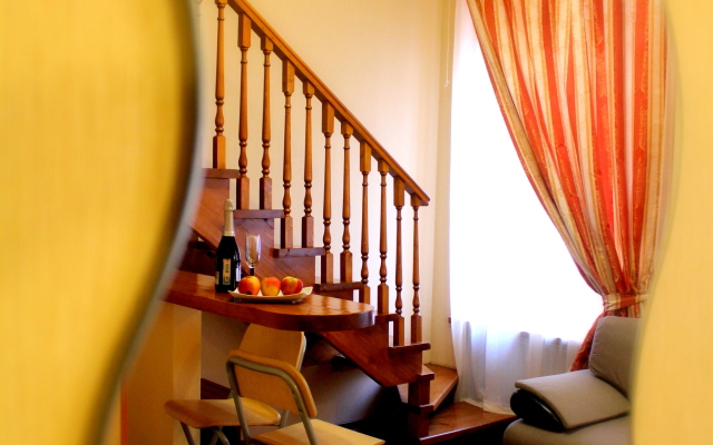 Na Galernoy Deluxe Hotel