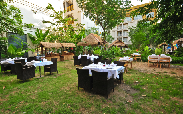 The ASHLEE Plaza Patong Hotel & Spa