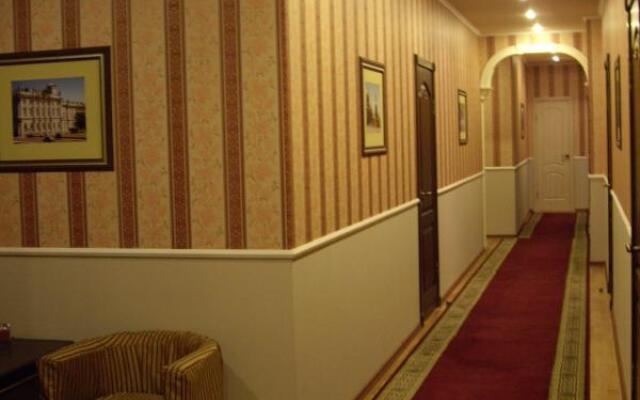 MK Classik Furnished Rooms