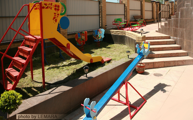 Larus Hotel