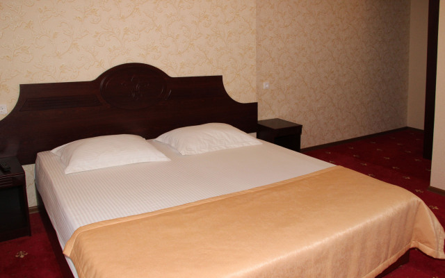 Hotel Prem'er