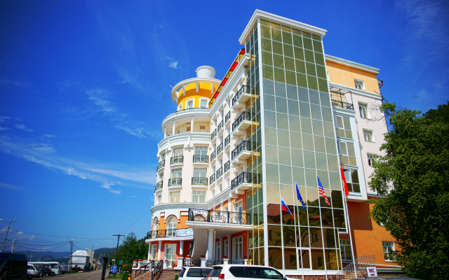 Mayak Hotel