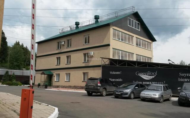 Green Roof Hotel