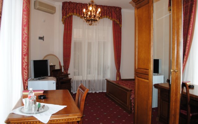 Sudarushka Hotel
