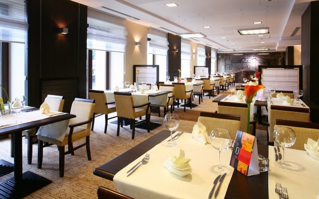 Qubus Gdansk Hotel