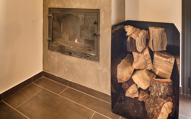 Отель Oniropetra Boutique