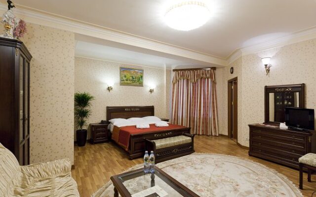 Gentalion Hotel