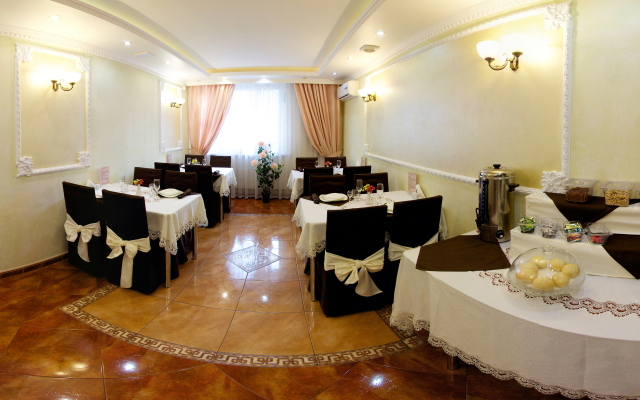 Отель на Окской