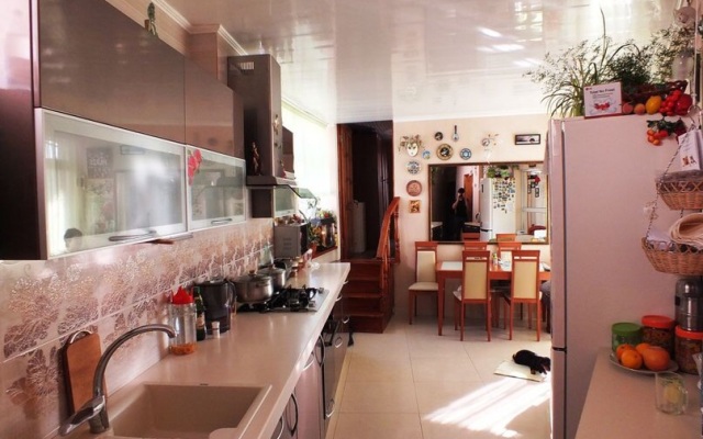 Guest House Lavr