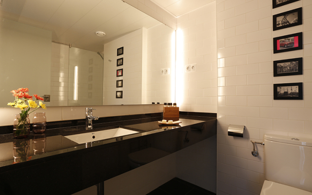 Home Around Mistral City Pool Apartments
