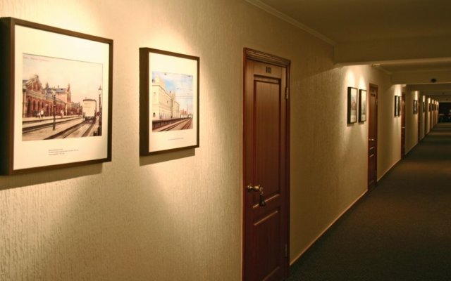 Chelyabinsk 4th Floor Hotel