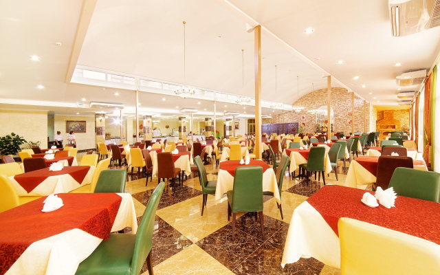 Emerald Hotel