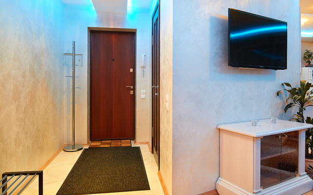 Gostinyiy Dom Na Storojevskoy Apartment