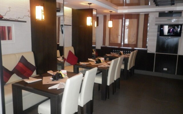 Отель Бизнес-отель Космос