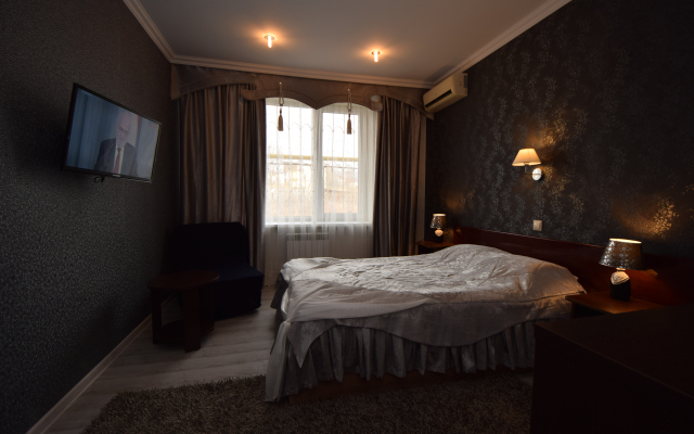 Laym Hotel