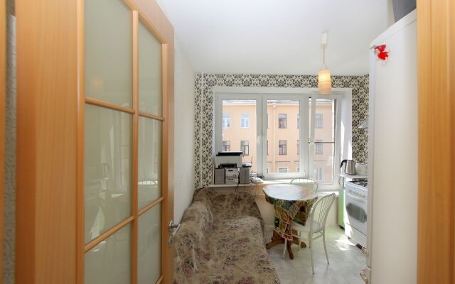 B&B Apartment Petrogradsky in Pudovskaya Apartments