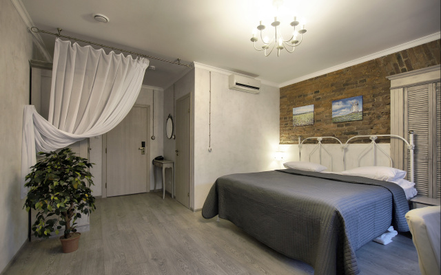 ReMarka Hotel on Stolyarniy
